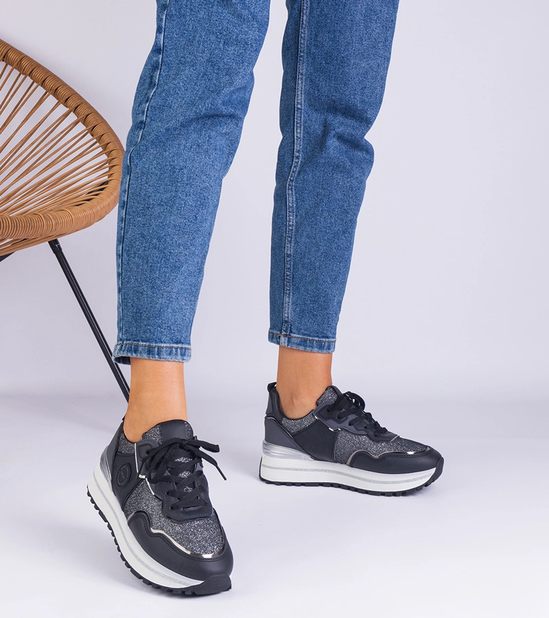 Czarne sneakersy damskie zdobione brokatem Nemeles