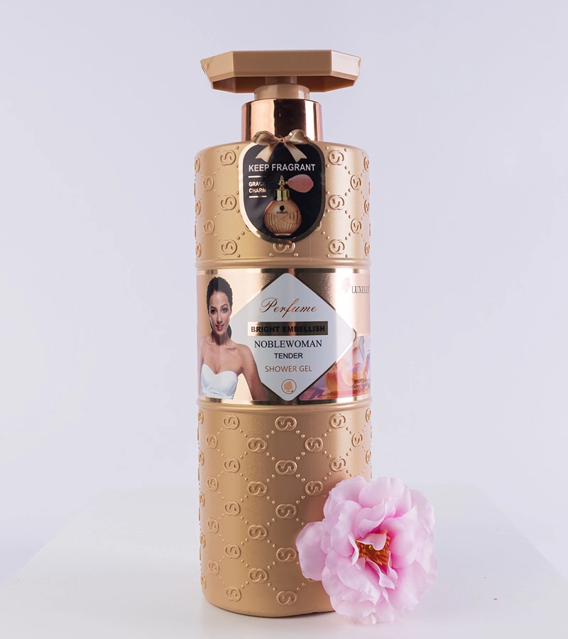 Nawilżający płyn do kąpieli Luxelux 800 ml