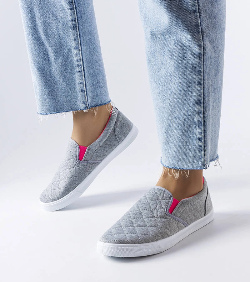 Szare pikowane tenisówki wsuwane Gregory