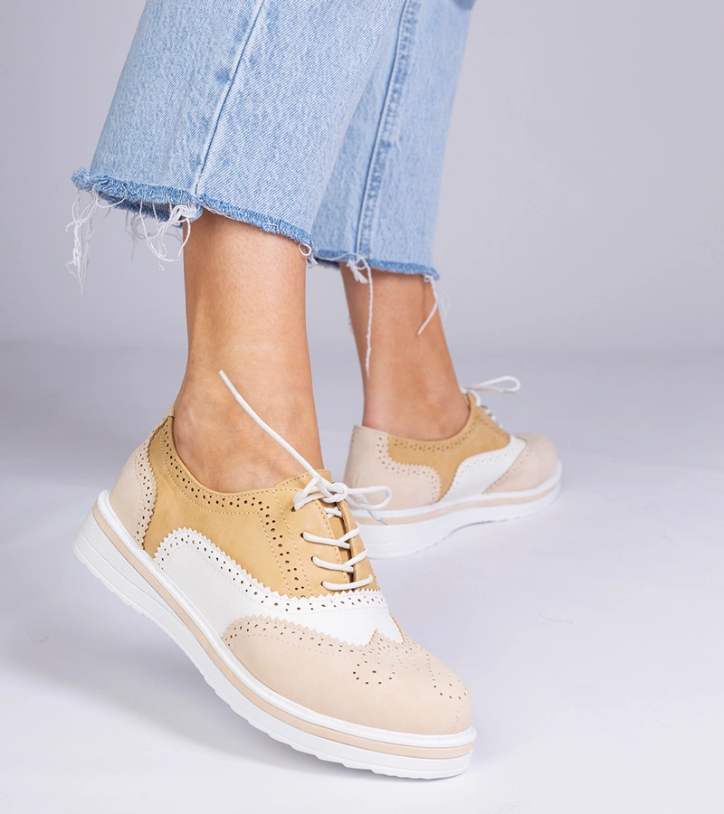 Beżowe klasyczne półbuty oksfordki Toddi