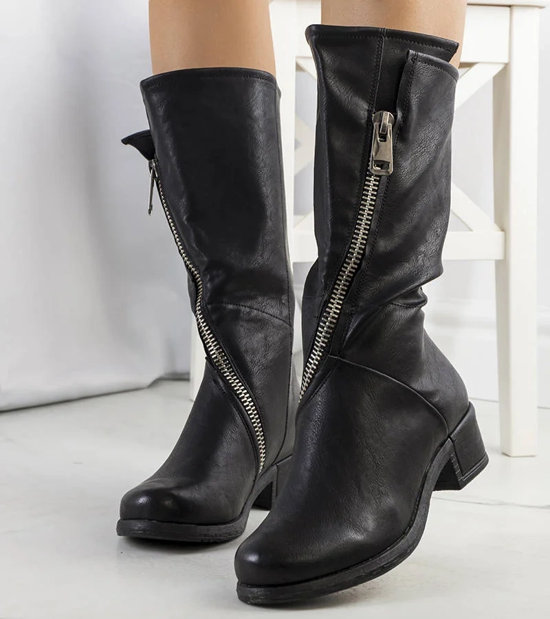 Czarne kozaki Castel