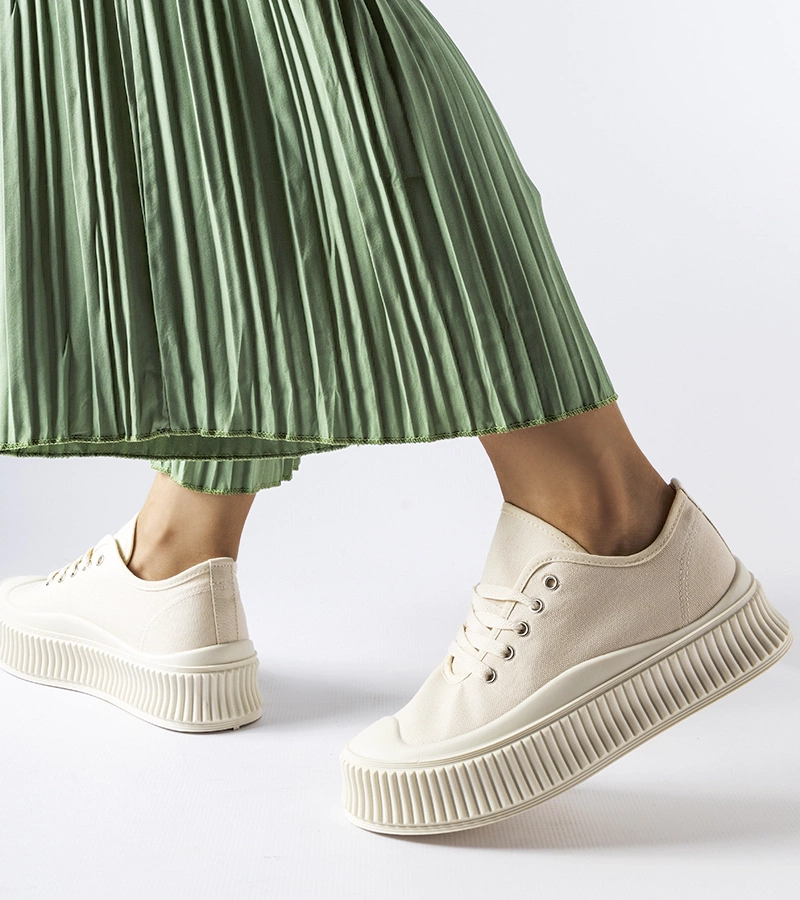 Beżowe trampki na grubej platformie Rina