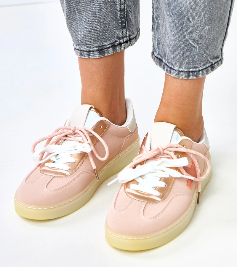 Różowe sneakersy na platformie Eriksen