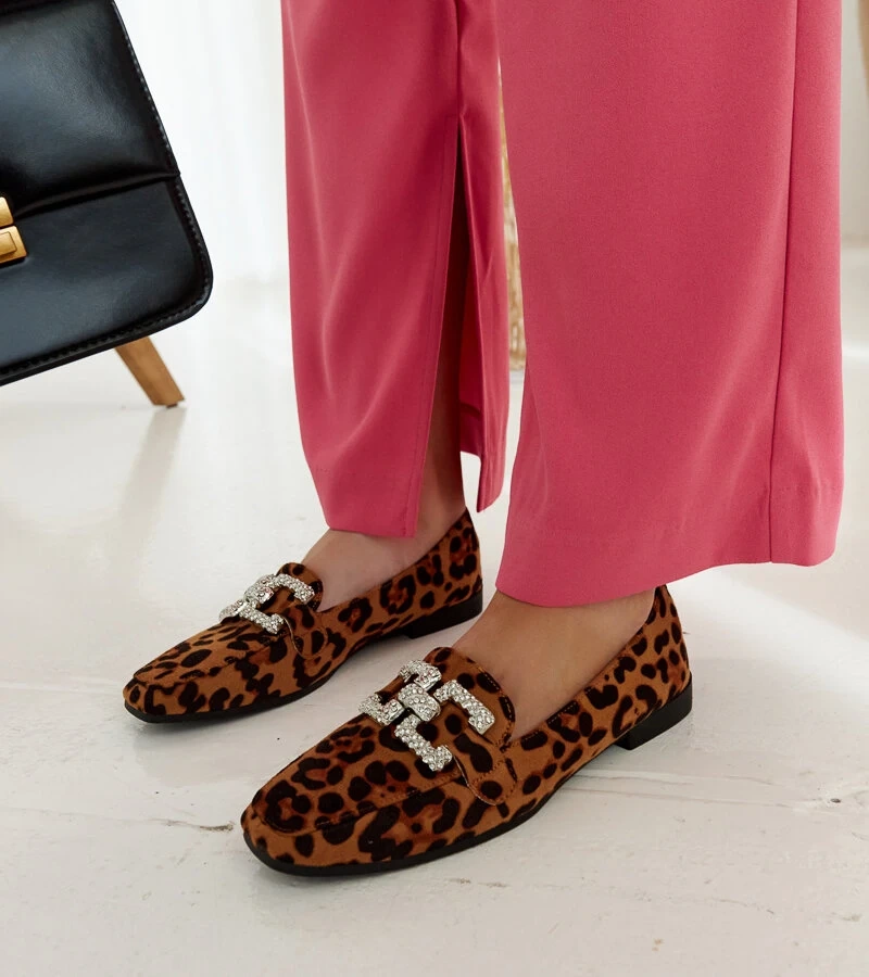 Panterkowe mokasyny zdobione cyrkoniami Sanny