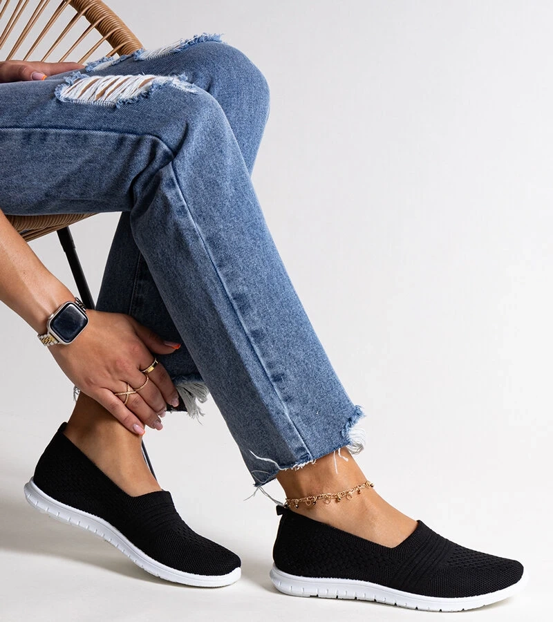 Czarne wsuwane tenisówki Shalha