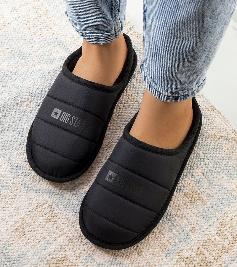 Czarne ocieplane kapcie damskie KK274602