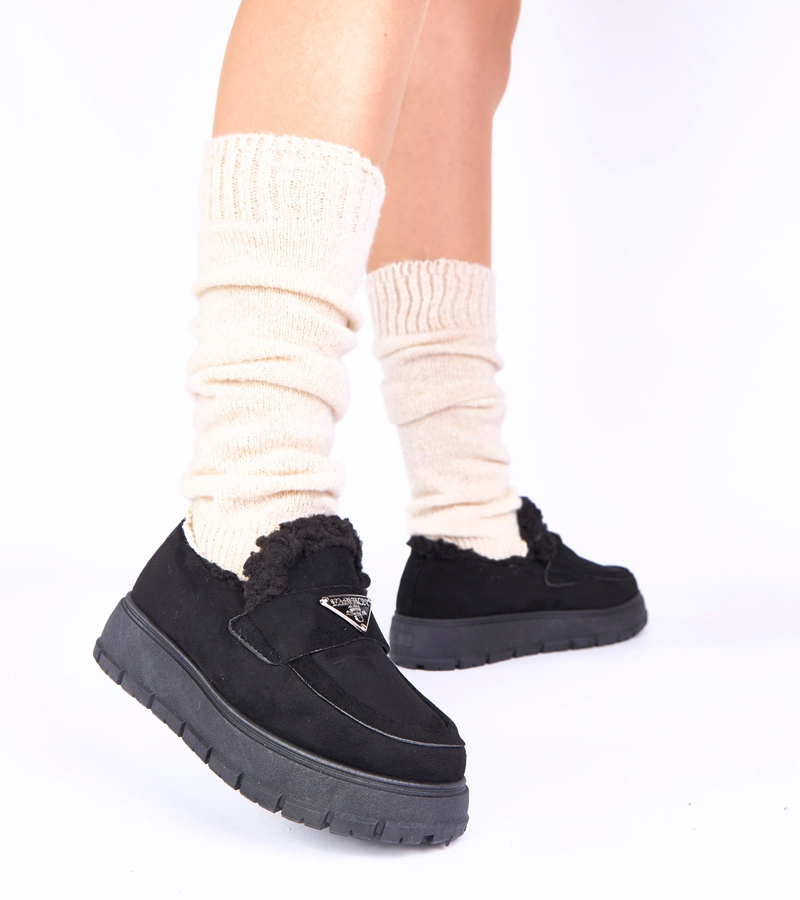 Czarne mokasyny na platformie ocieplane futerkiem Kirby