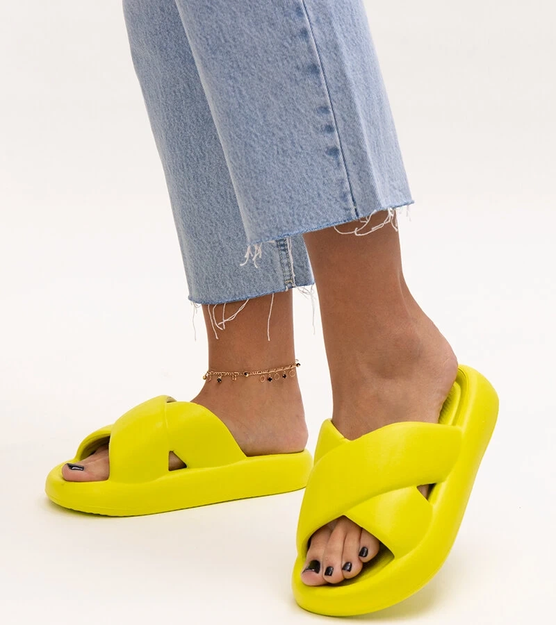 Zielone klapki piankowe Manua