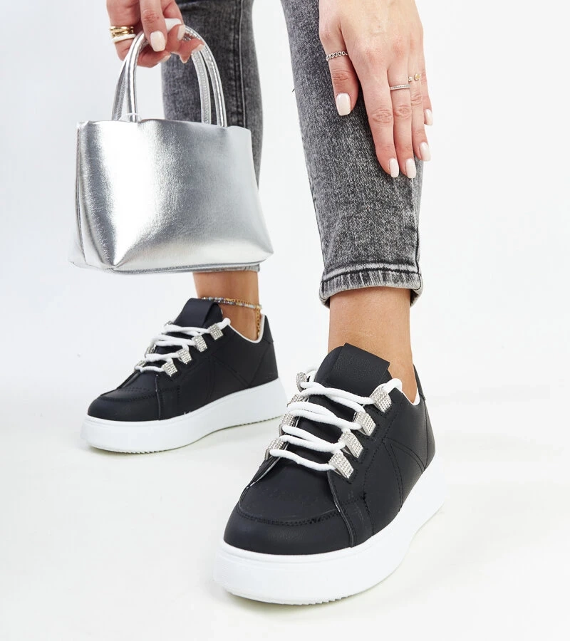 Czarne sneakersy na grubej podeszwie Walida