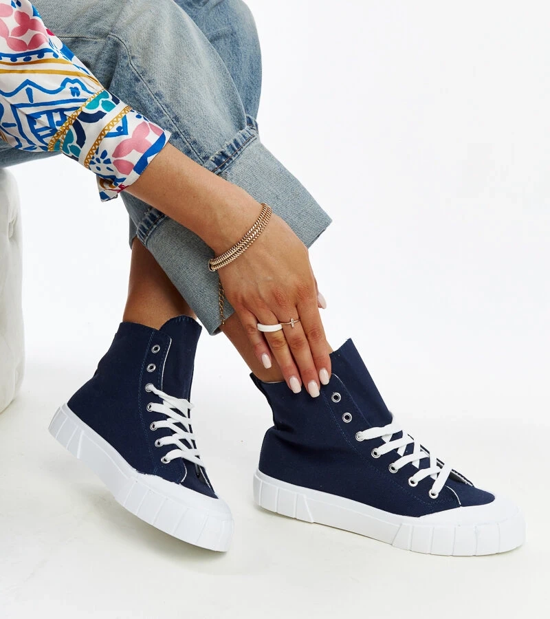 Granatowe wysokie trampki Vinka