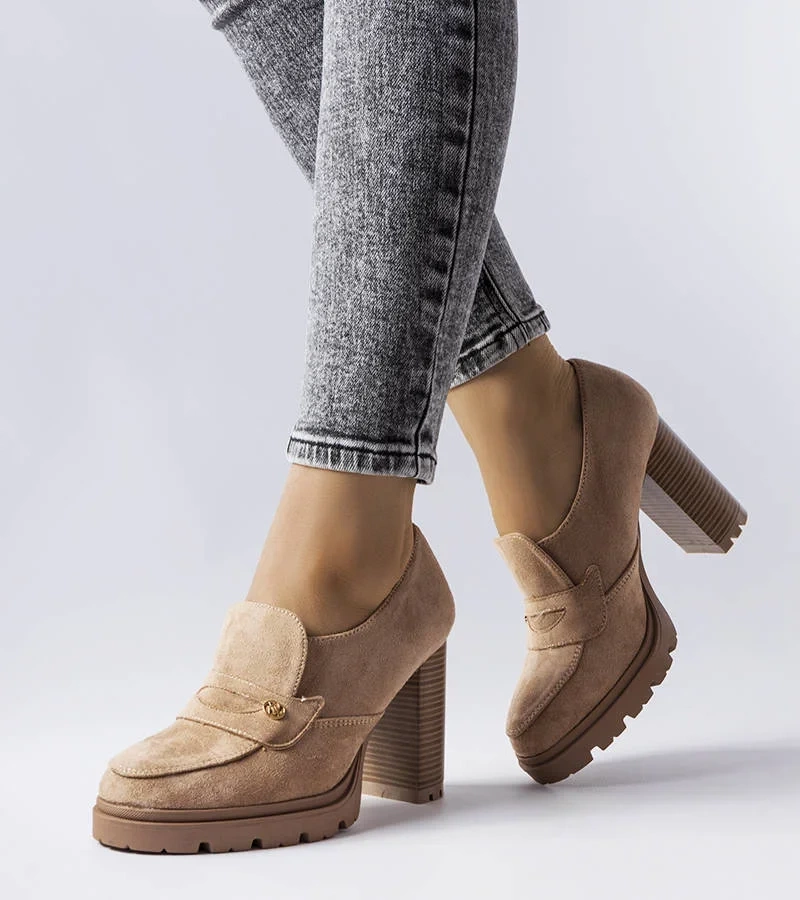 Beżowe wsuwane czółenka na słupku Ancelina