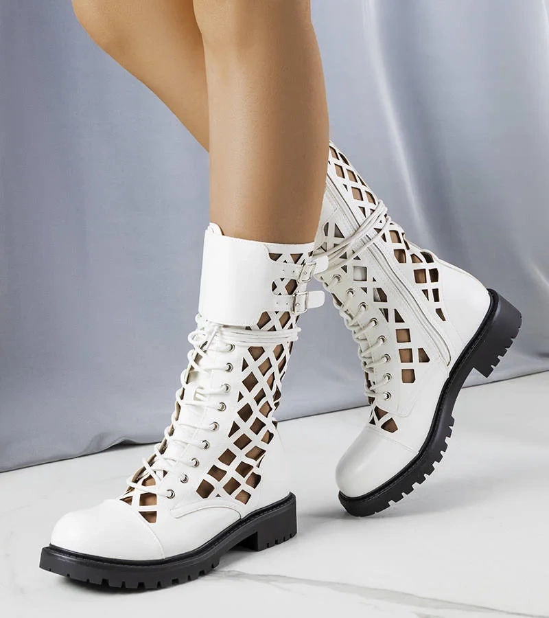 Białe ażurowe botki Minks