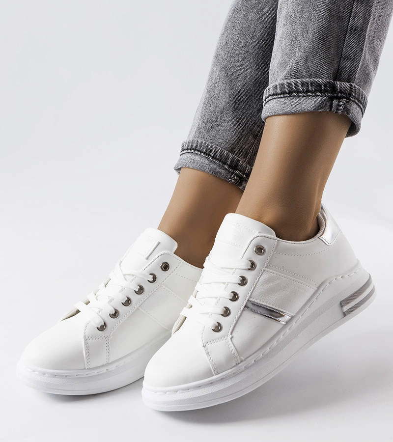 Białe sneakersy z wstawkami Deans