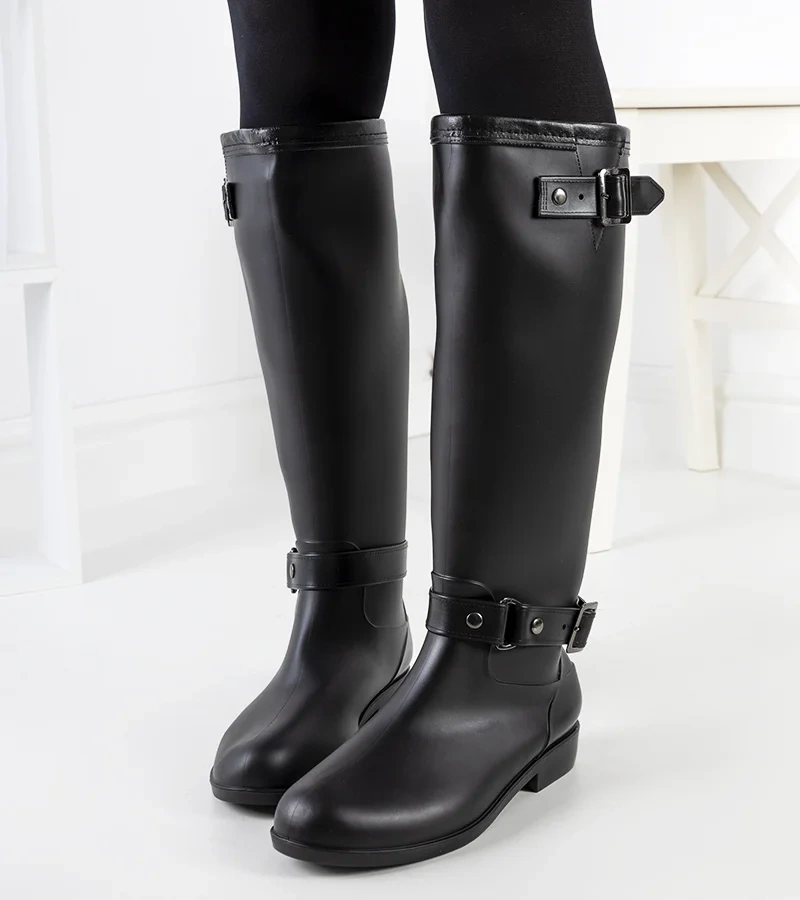 Czarne kalosze z czerwonym zamkiem Porter