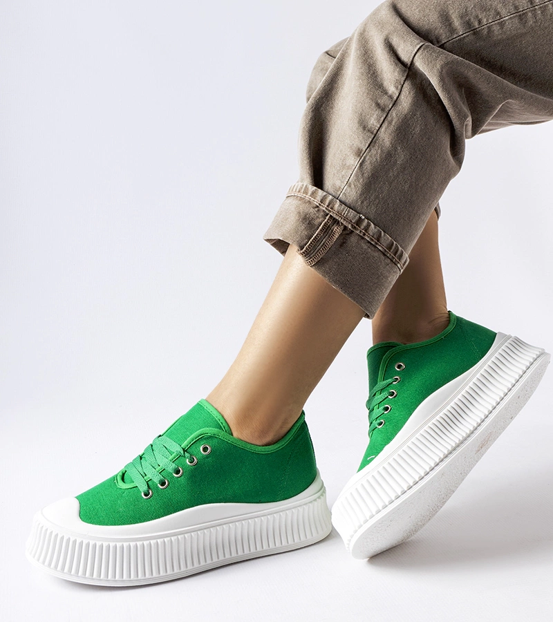 Zielone trampki na platformie Rina