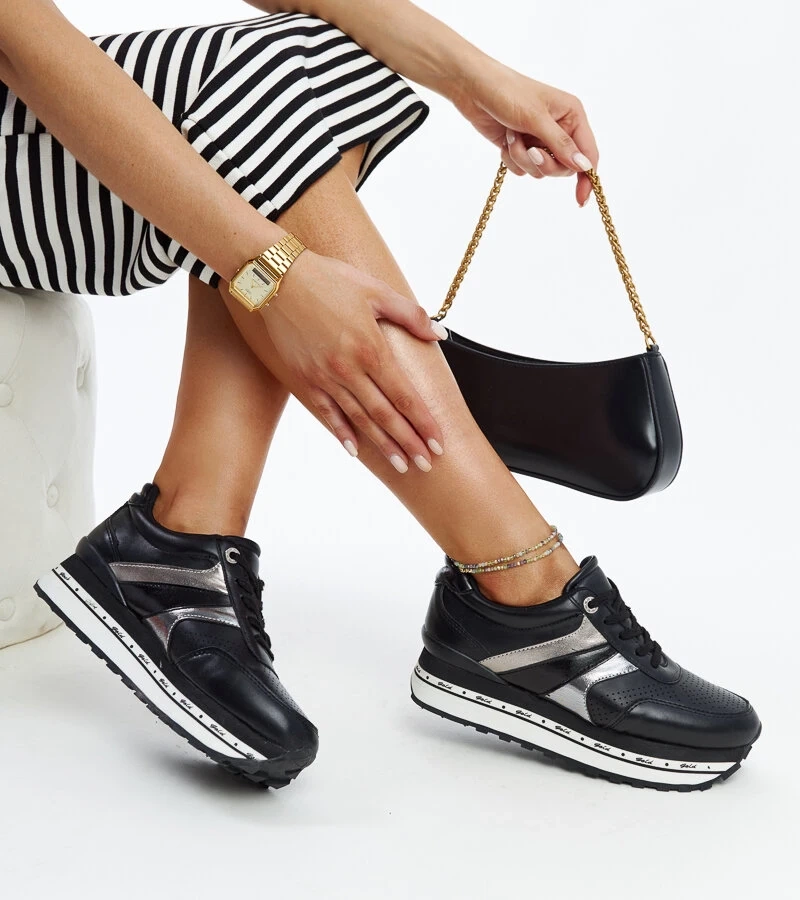 Czarne sneakersy na wysokiej podeszwie Mehari