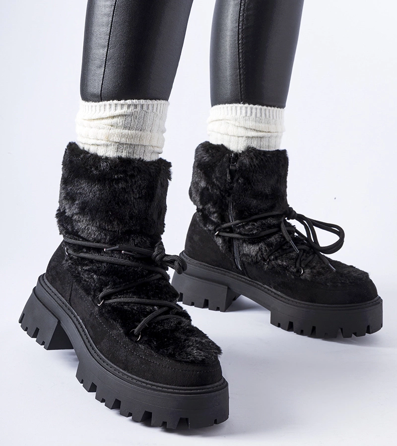 Czarne botki z ozdobnym futerkiem Frediano