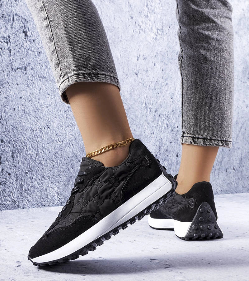 Czarne sneakersy z monogramem Lanctot