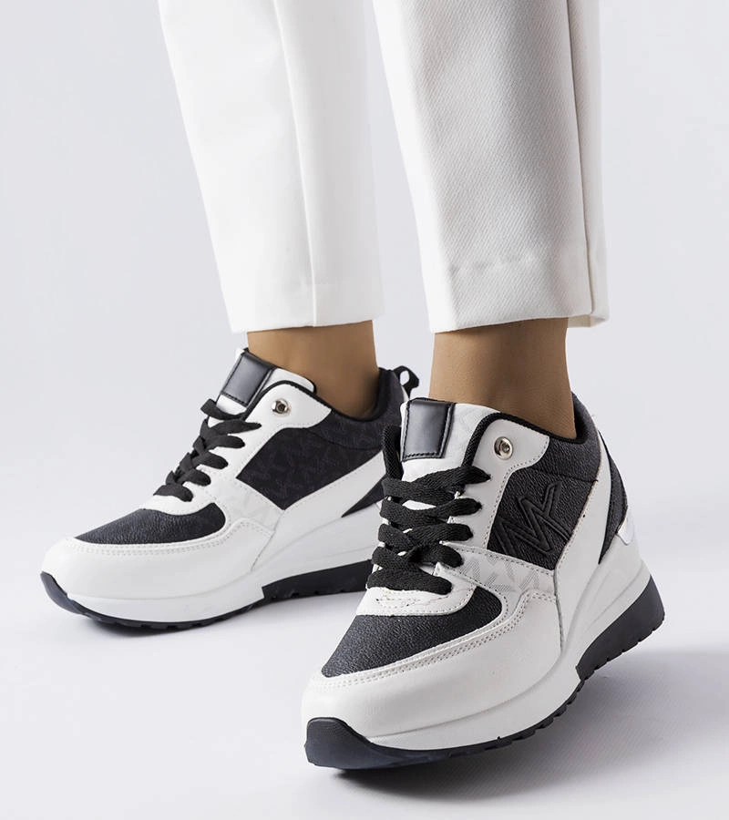 Biało-czarne sneakersy na koturnie Gaetane