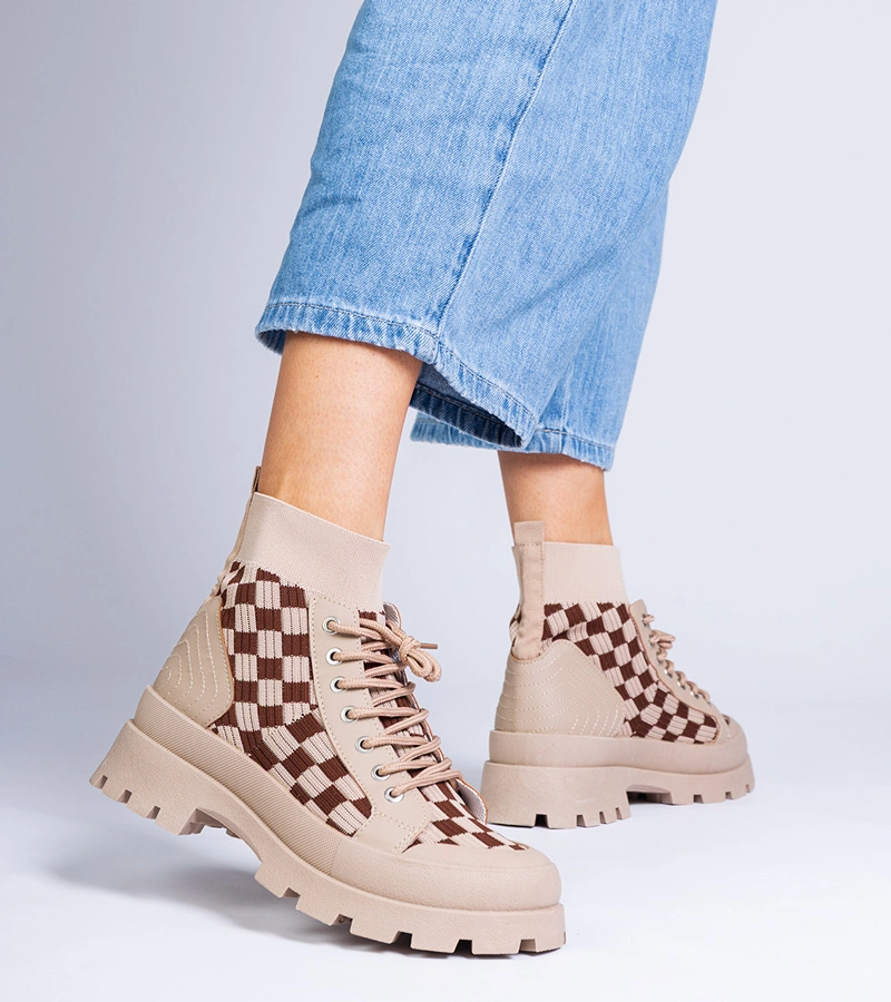 Brązowe botki trampki na platformie Sarida