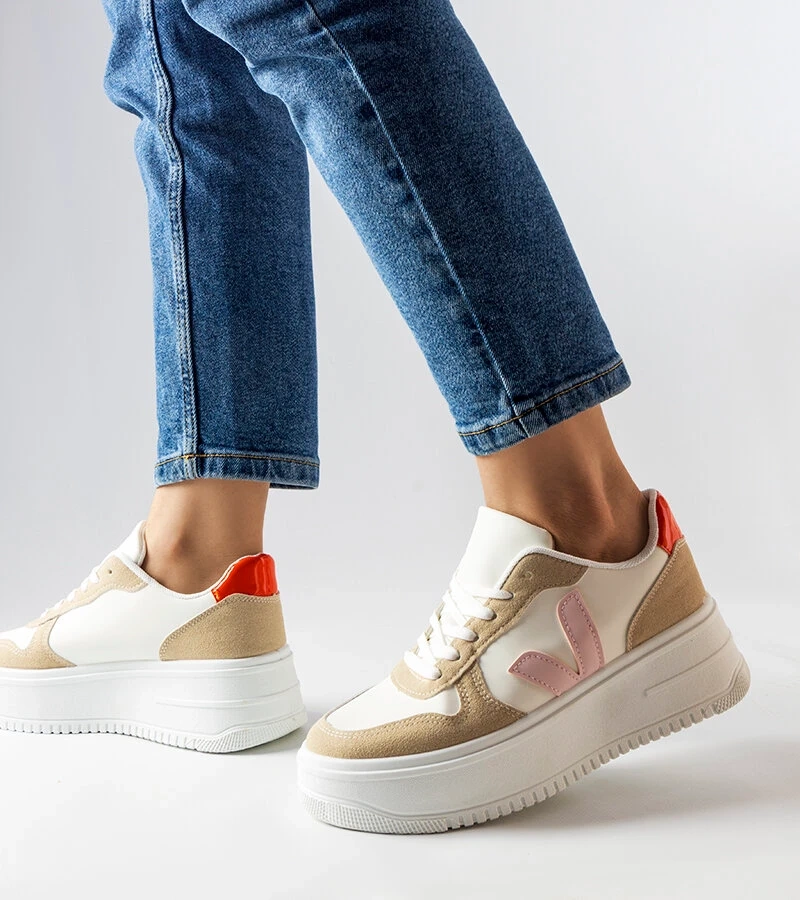 Białe sneakersy z różową wstawką Plouffe