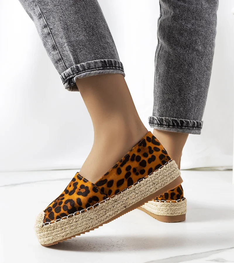 Brązowe espadryle na platformie Feiken