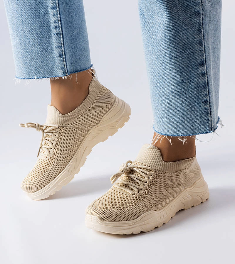 Beżowe sneakersy z elastyczną cholewką Gois