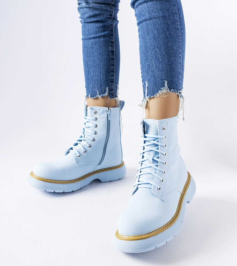 Błękitne klasyczne trapery Benvenuto