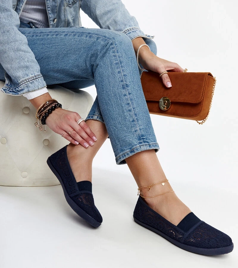 Granatowe tenisówki ażurowe Peony