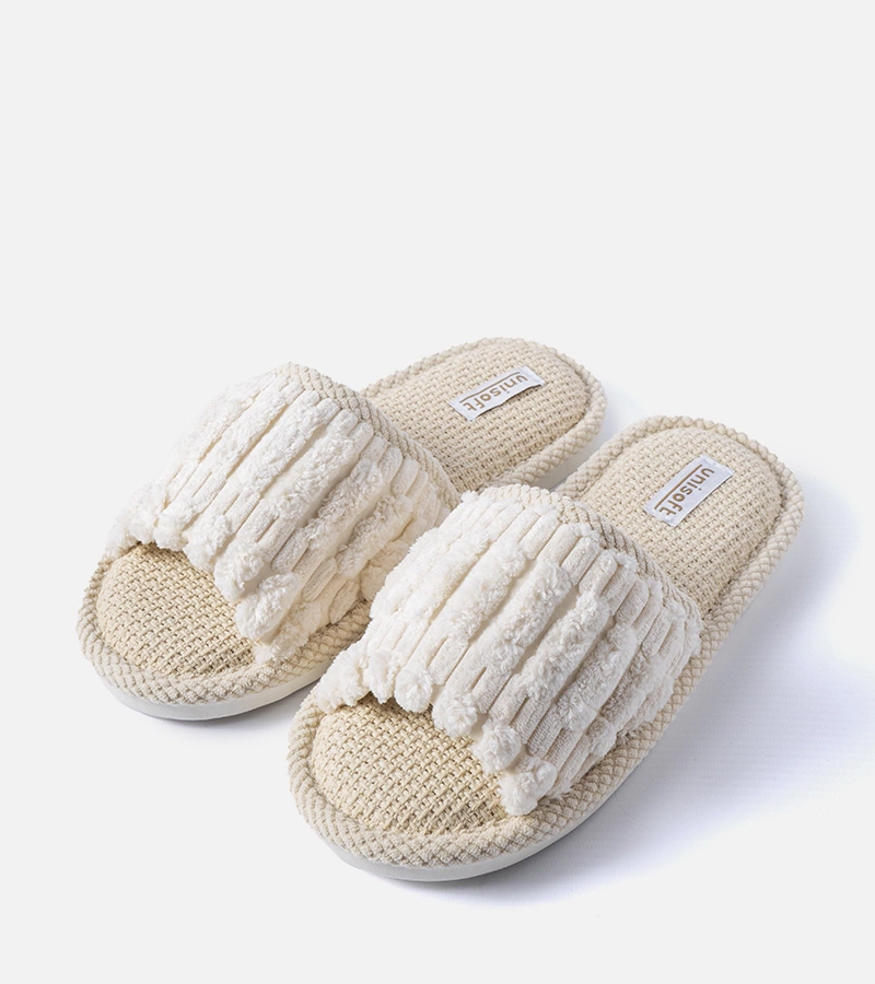 Beżowe kapcie Angelique