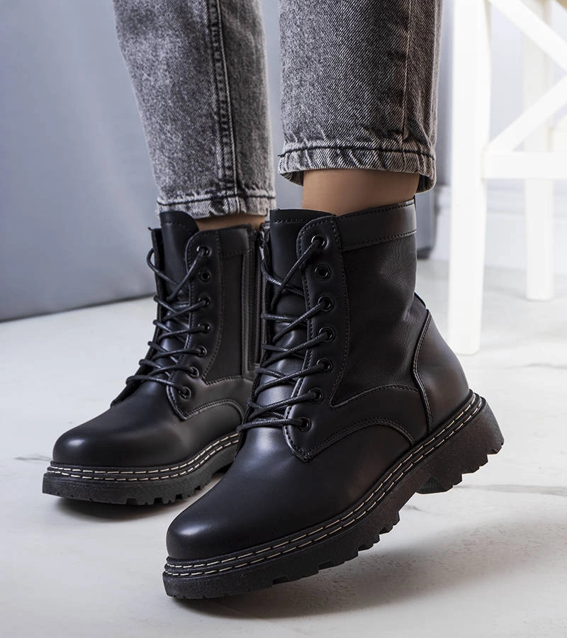 Czarne ocieplane traperki Krylo