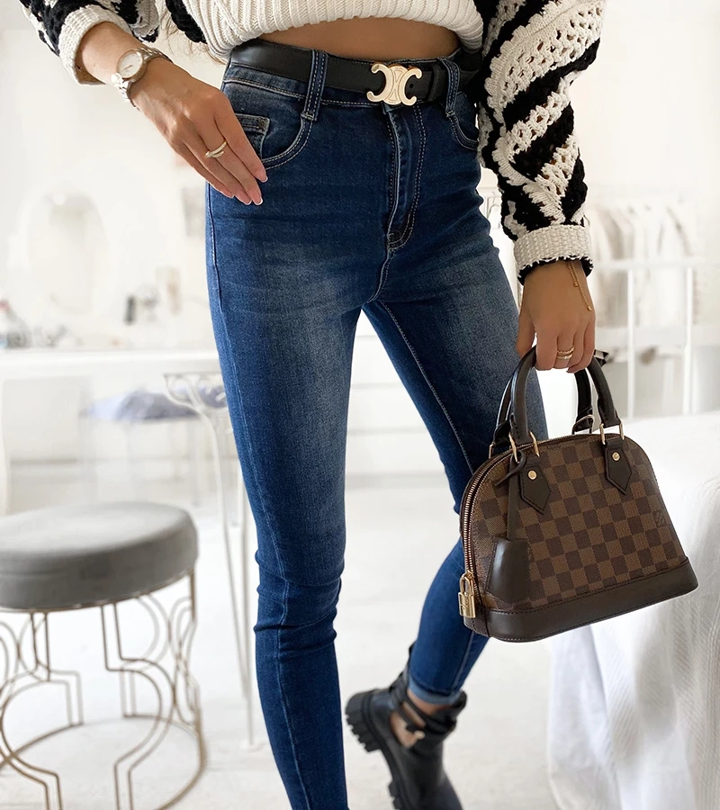 Granatowe jeansy Mineo