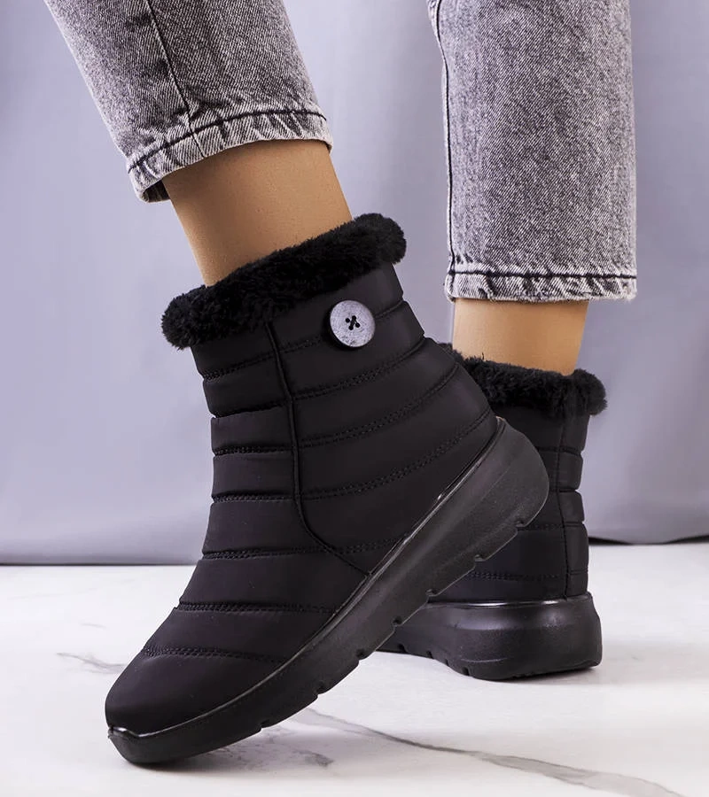 Czarne śniegowce pikowane Reign