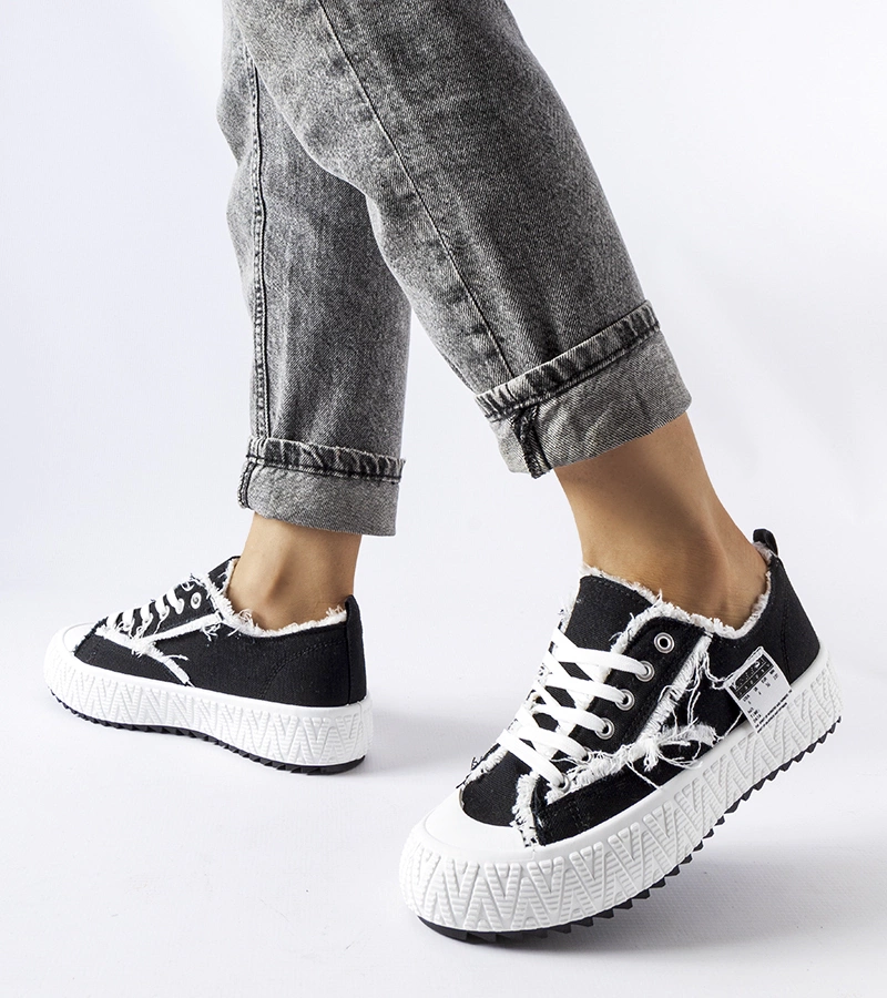 Czarne trampki na platformie Coolidge