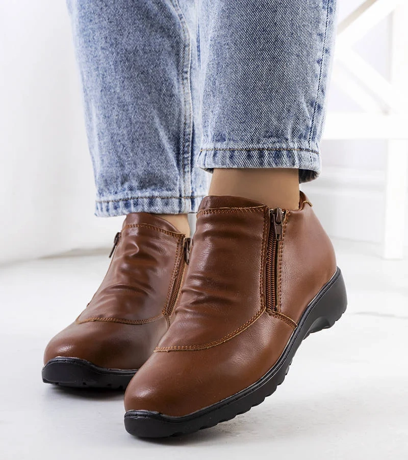 Brązowe półbuty Cormi