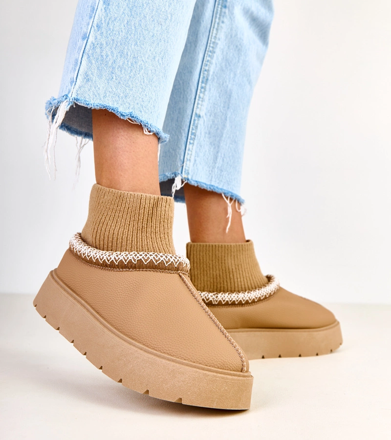 Brązowe śniegowce ze skarpetkową cholewką Melary