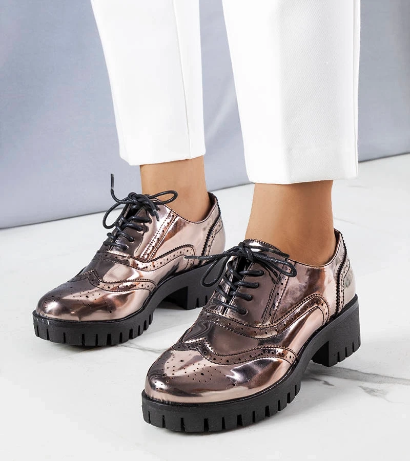 Metaliczne czarne półbuty Myra