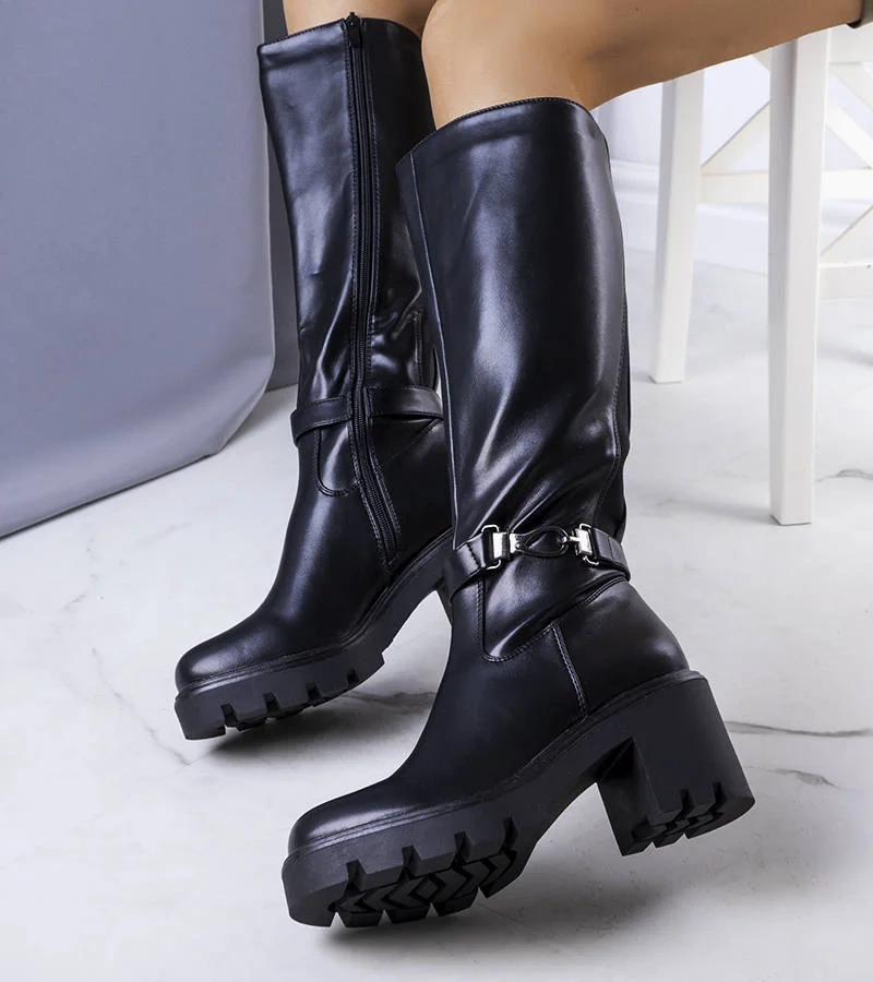 Czarne kozaki ocieplane Volto