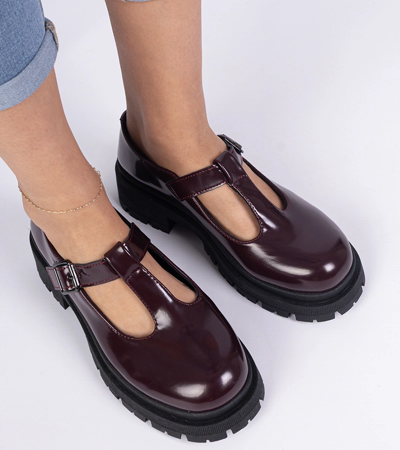 Bordowe półbuty na platformie z ekoskóry Nella