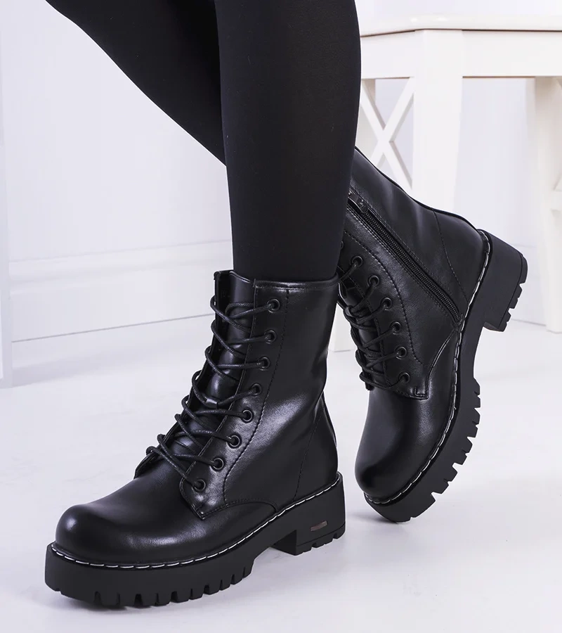 Czarne botki z białą nicią Rebeca