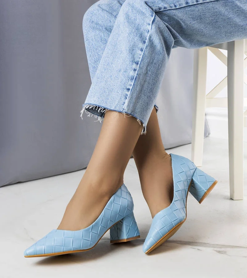 Niebieskie czółenka na obcasie Migne