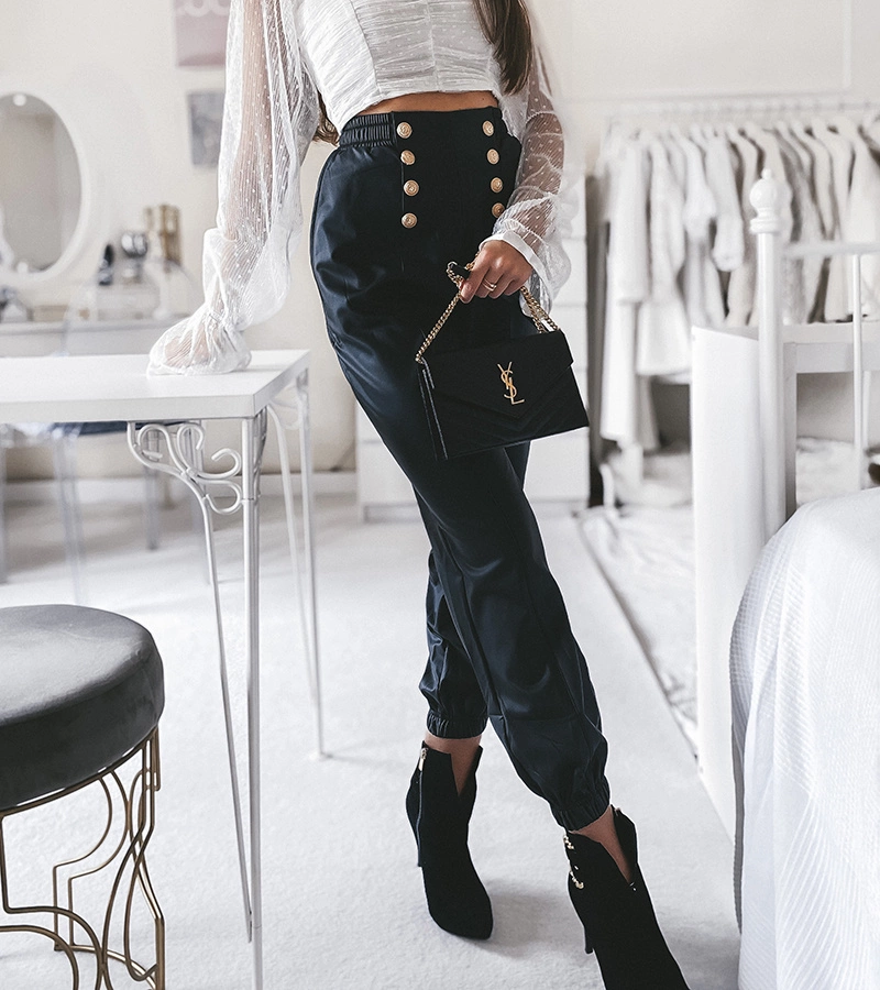 Czarne spodnie z eko-skóry Cravone