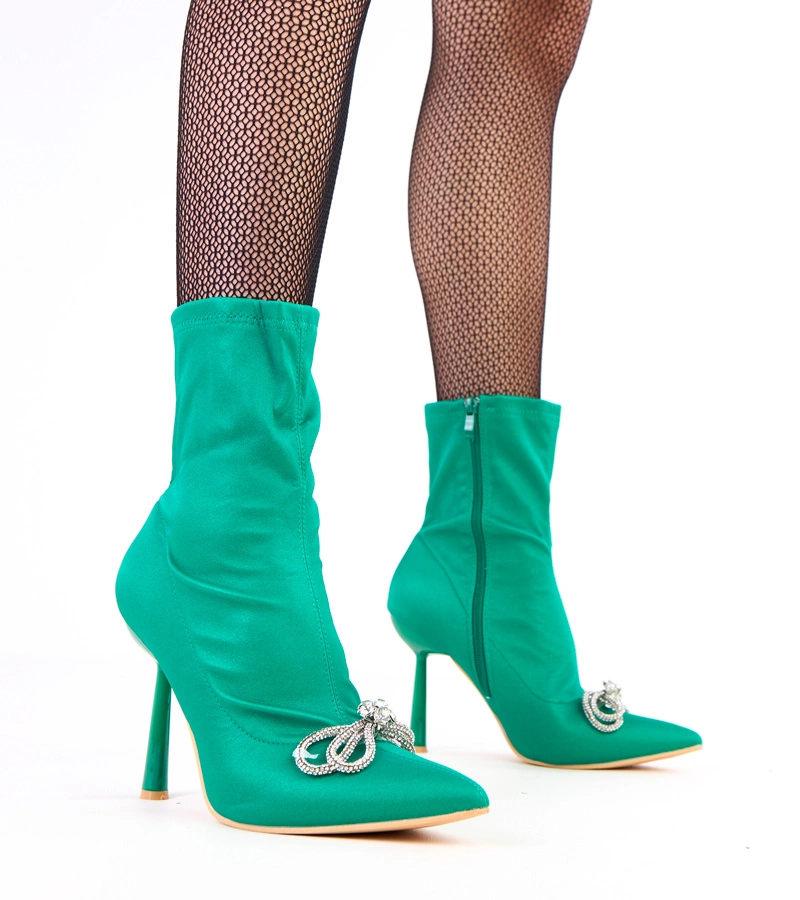 Zielone satynowe botki z cyrkoniową kokardką Bellana