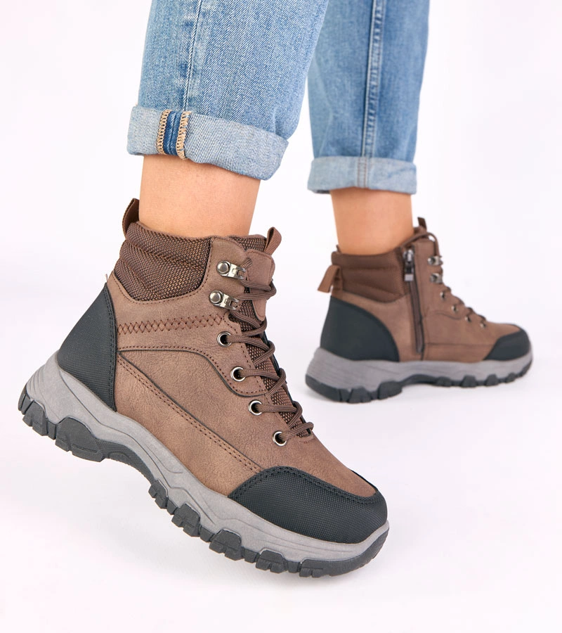 Brązowe trapery na platformie ocieplane futerkiem Briana