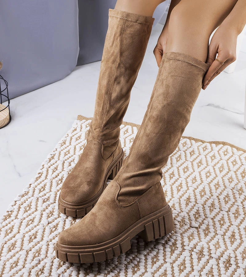 Brązowe kozaki ocieplane Mesal