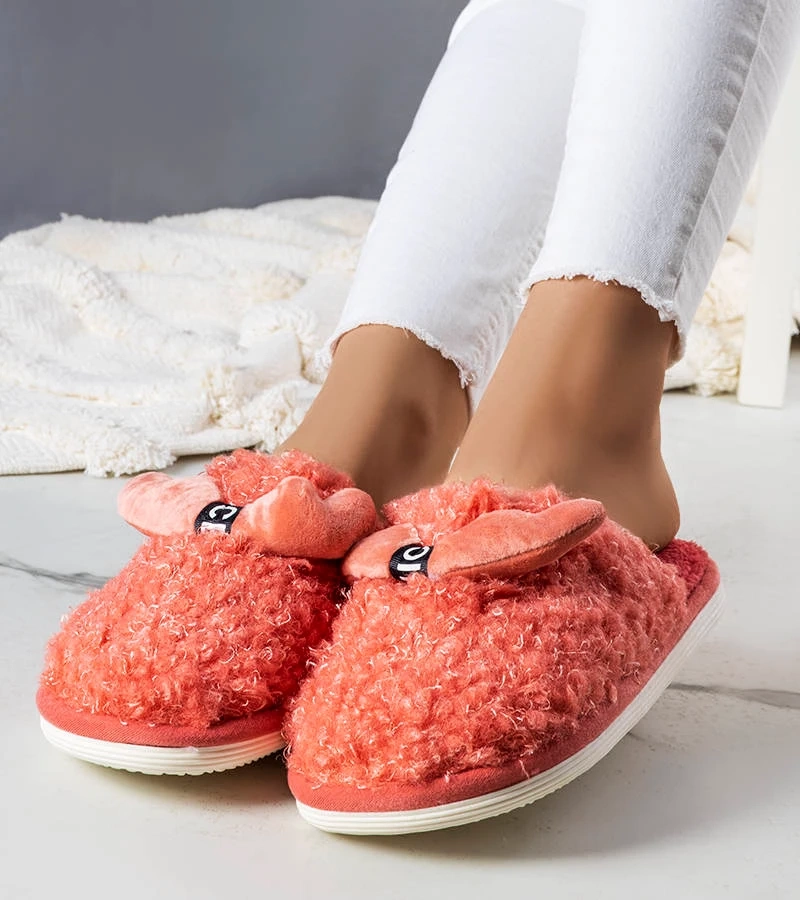 Ciemnoróżowe kapcie z futerkiem Rosny