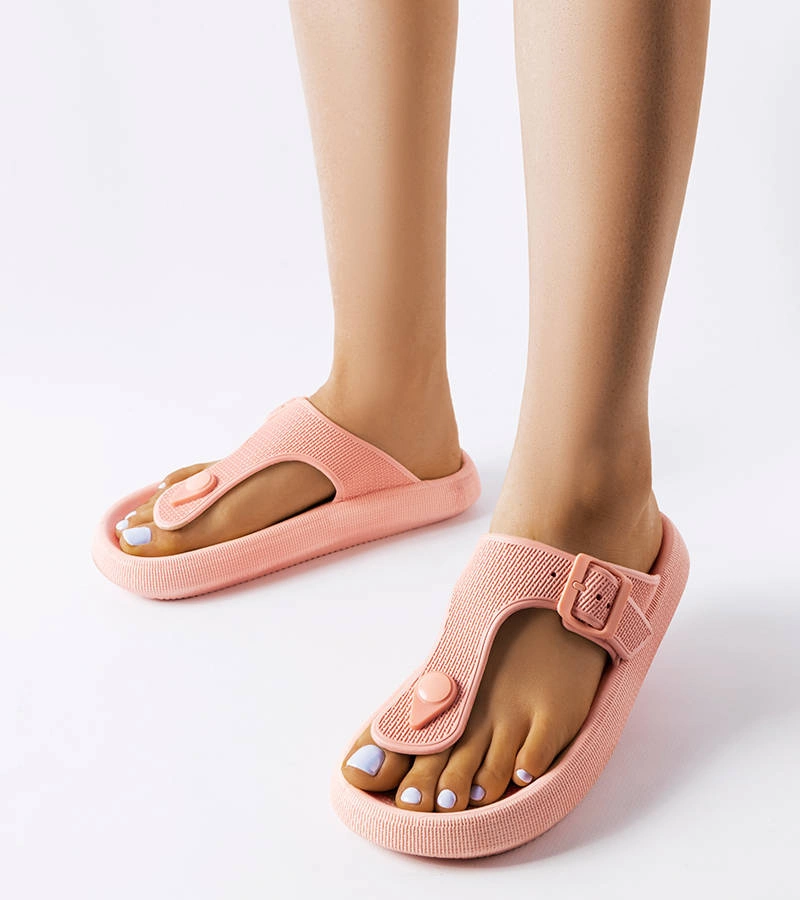 Różowe japonki na platformie Moretti