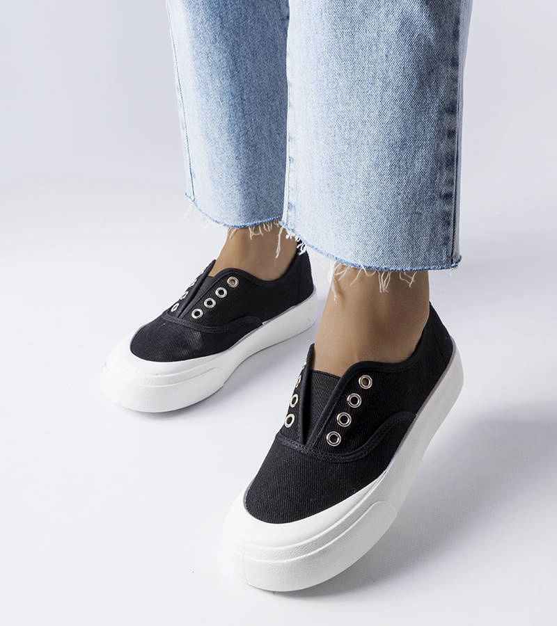 Czarne wsuwane trampki Rabican