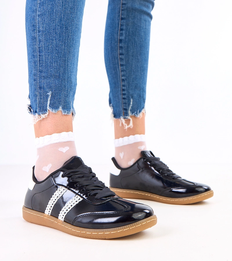 Czarne sneakersy damskie z satynowymi sznurówkami Madres