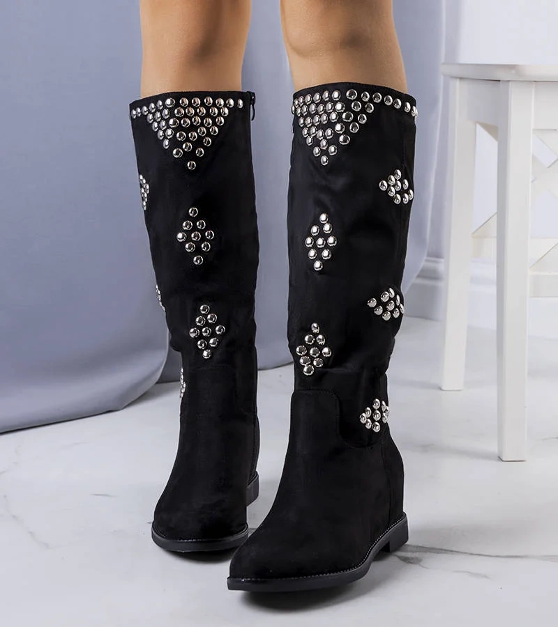 Czarne ocieplane kozaki na koturnie Rivalta